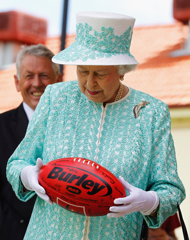 Image: Queen Elizabeth II And Duke of Edinburgh Visit Australia - Day 9